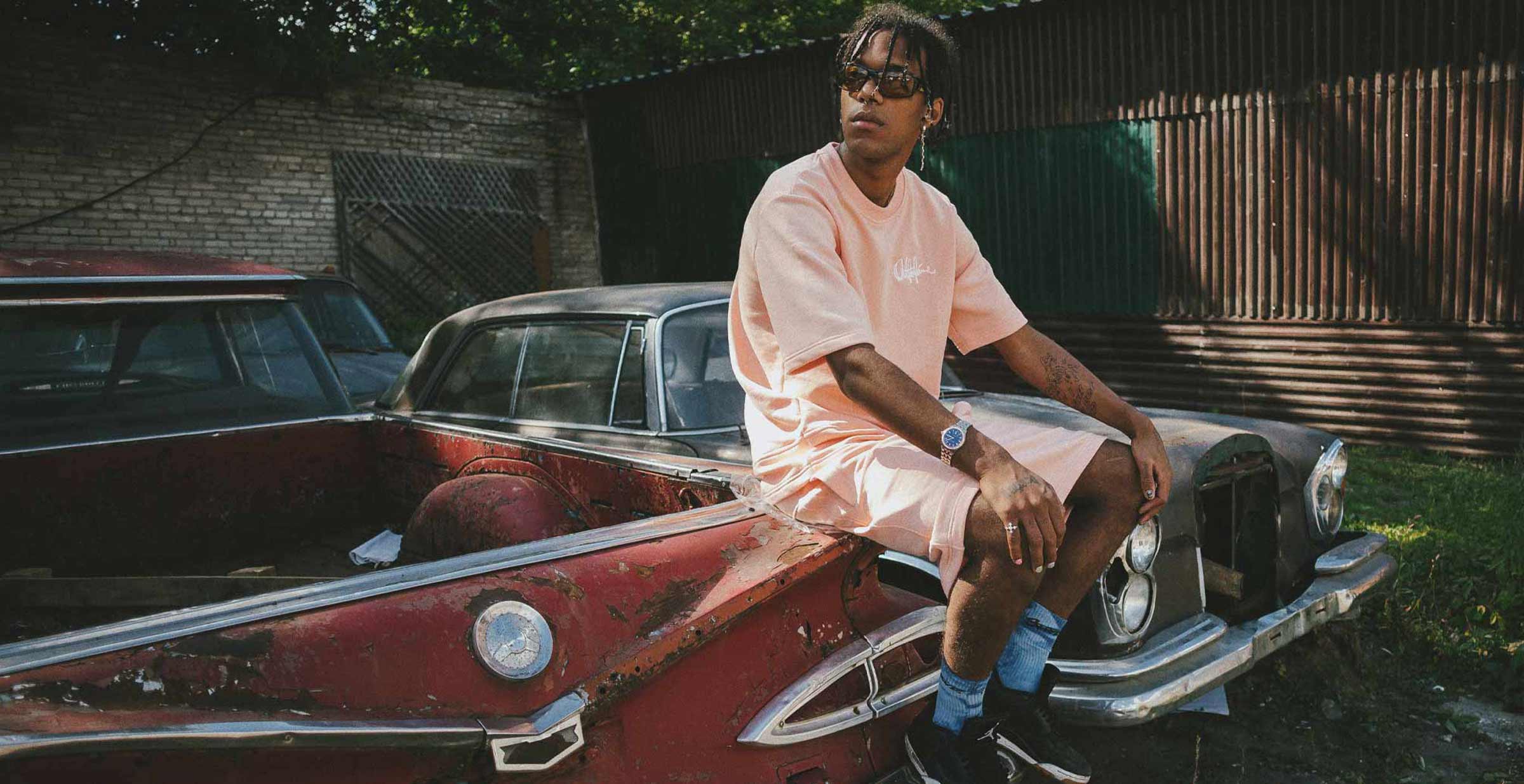 История бренда OUT FO FAME