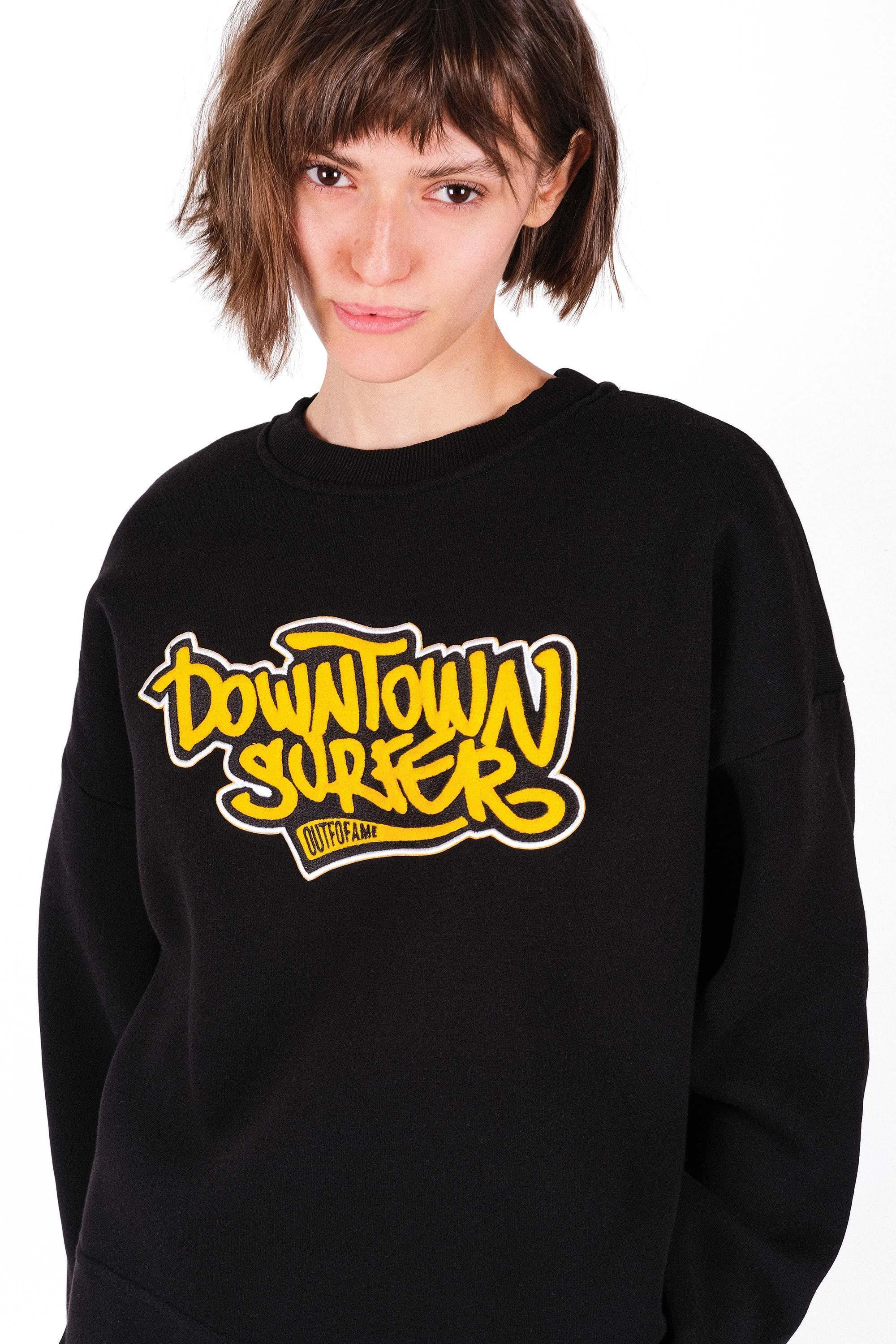 Oversize свитшот черного цвета OUT FO FAME