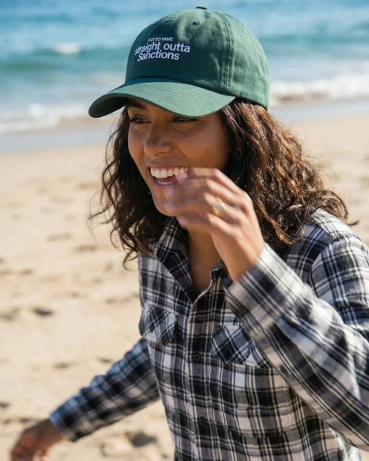 Зеленая бейсбола с вышивкой Kulakov Works