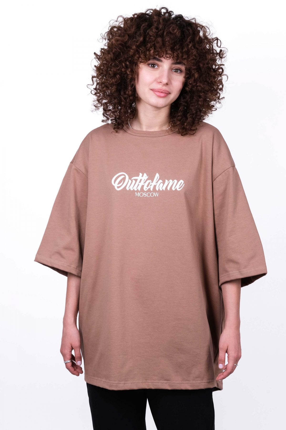 Бежевая футболка oversize The One OUT FO FAME