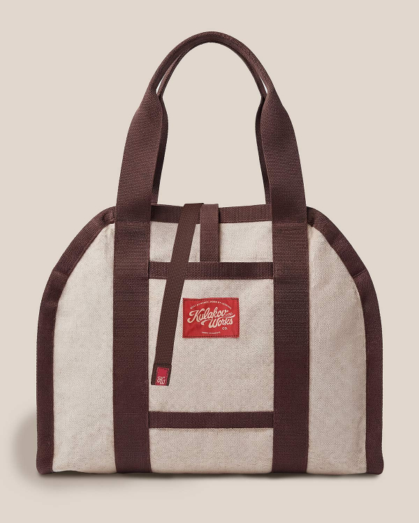 Бежевая сумка с коричневыми ручками